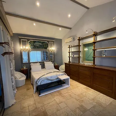 Gite 2chambres 2 Salles De Bain, Logement Entier En Rez De Jardin, Entree Privee