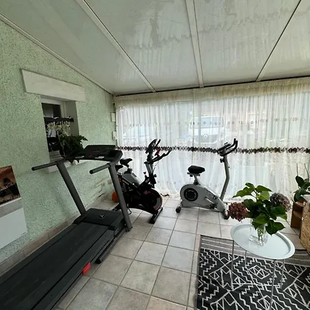 Bed & Breakfast Gite 2chambres 2 Salles De Bain, Logement Entier En Rez De Jardin, Entree Privee *