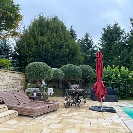 Bed & Breakfast Gite 2chambres 2 Salles De Bain, Logement Entier En Rez De Jardin, Entree Privee