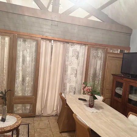 Gite 2chambres 2 Salles De Bain, Logement Entier En Rez De Jardin, Entree Privee *