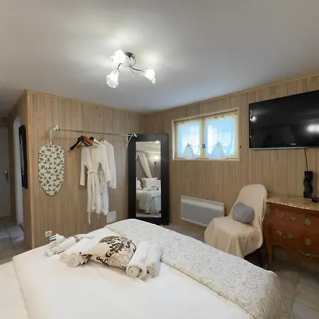 Bed & Breakfast Gite 2chambres 2 Salles De Bain, Logement Entier En Rez De Jardin, Entree Privee Sarlat